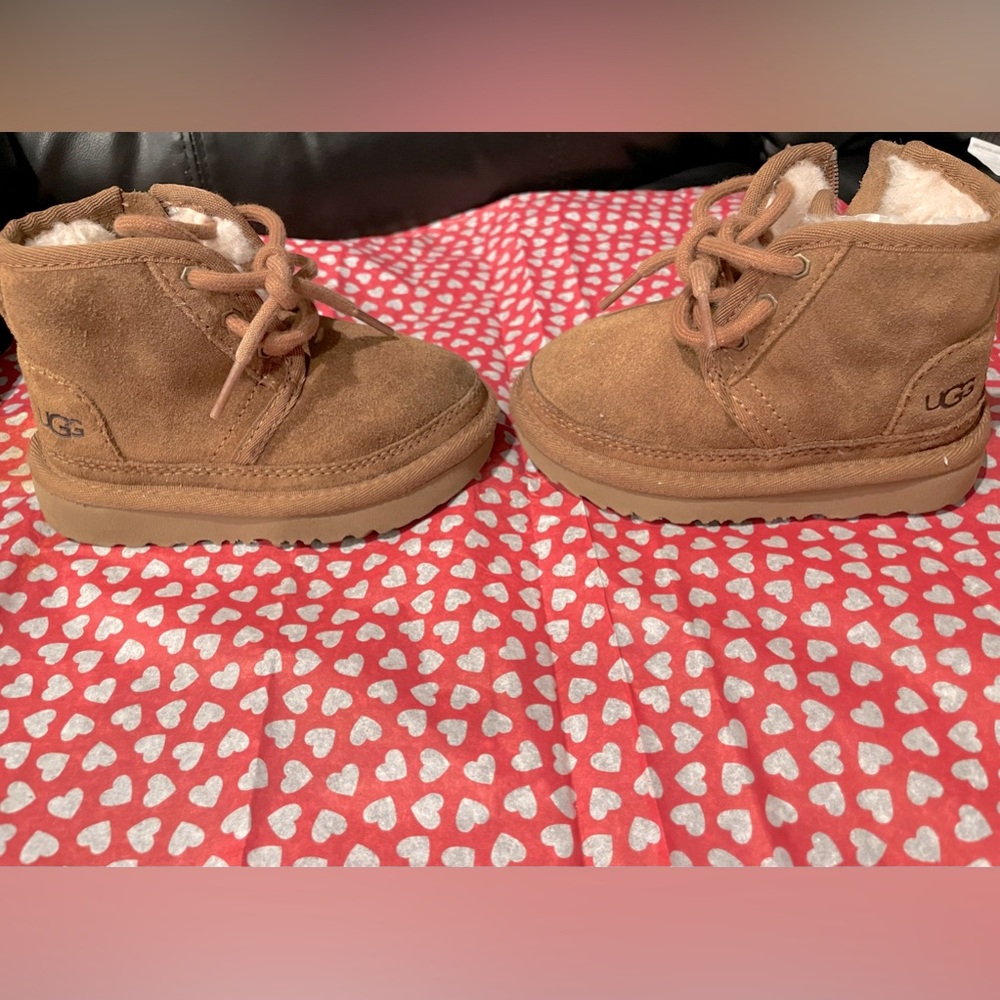 Unisex toddler neumel ugg